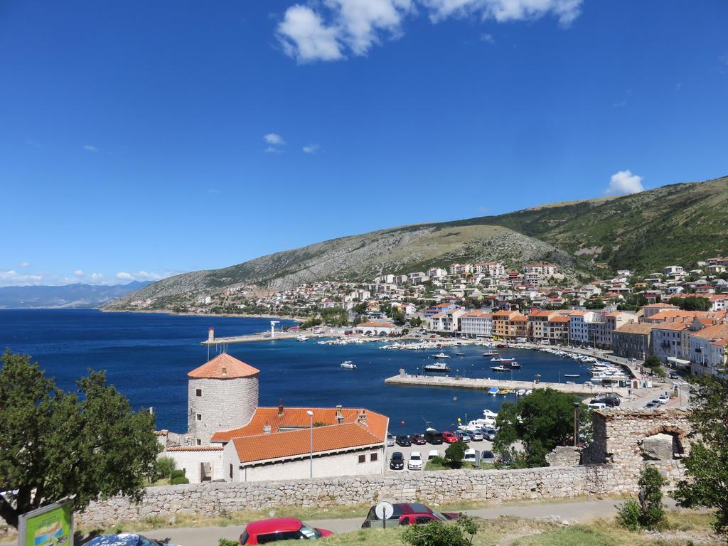 Apartments Josica Senj  Zewnętrze zdjęcie