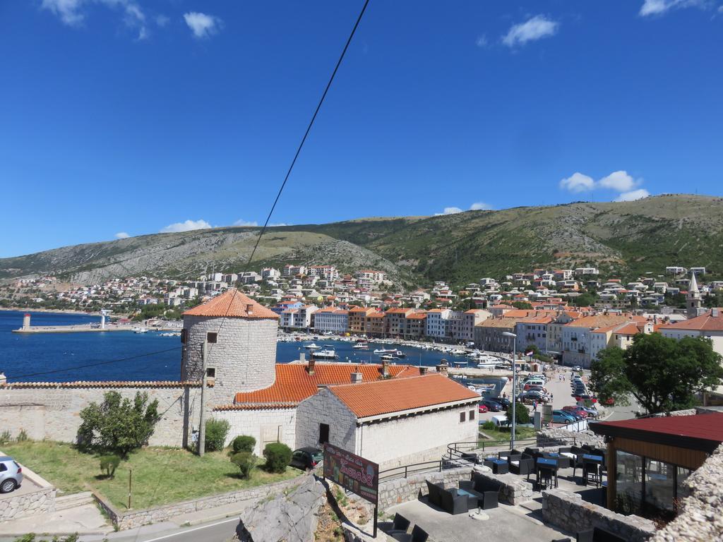 Apartments Josica Senj  Zewnętrze zdjęcie