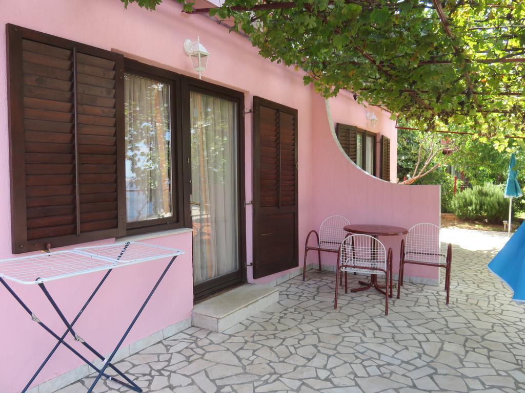 Apartments Josica Senj  Zewnętrze zdjęcie