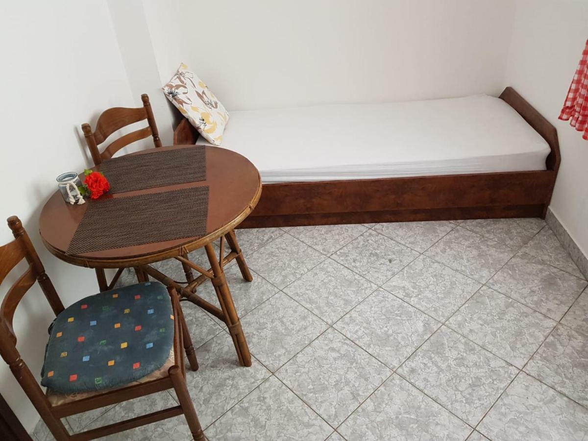 Apartments Josica Senj  Zewnętrze zdjęcie